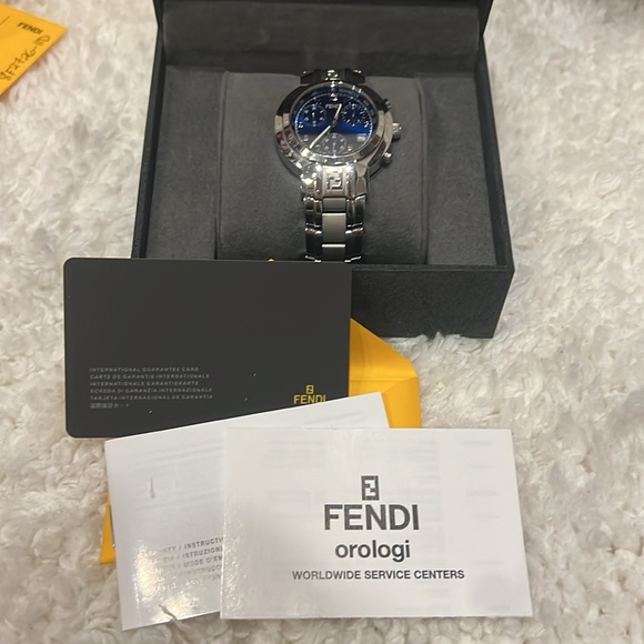 Fendi watch - Picture 11 of 14
